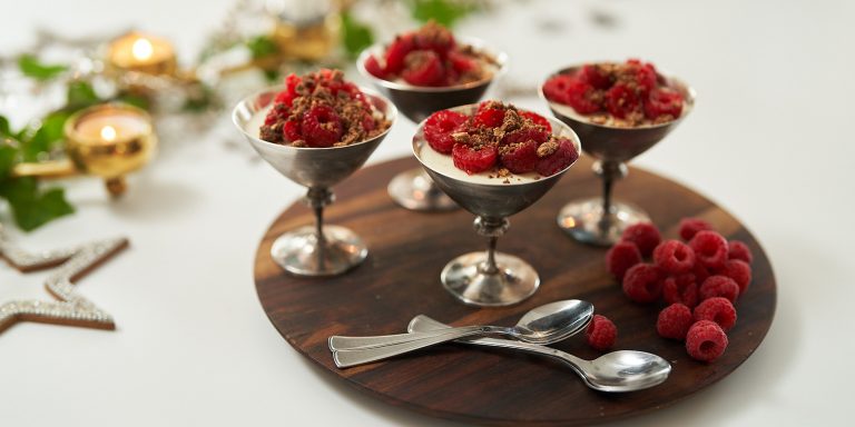 Citruspannacotta med karamelliserad vit choklad