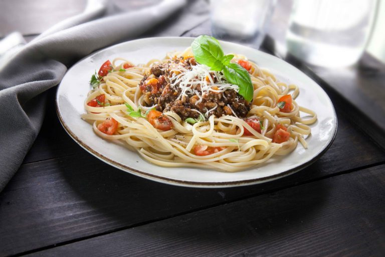 Bolognese med rotfrukter och linser