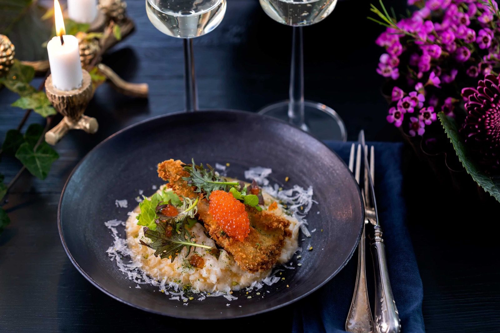 Hummerrisotto med friterad kronärtskocka och löjrom