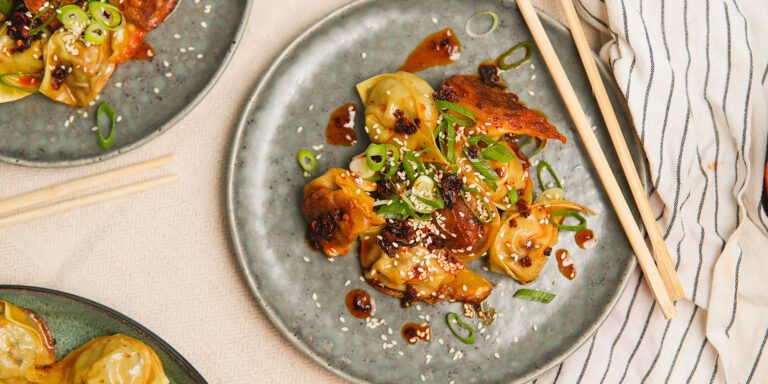 Godaste dumplingsen med kål, fläskfärs och svamp