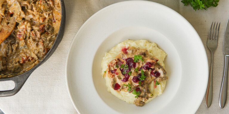 Renskavsgryta med svamp och tryffelpuré