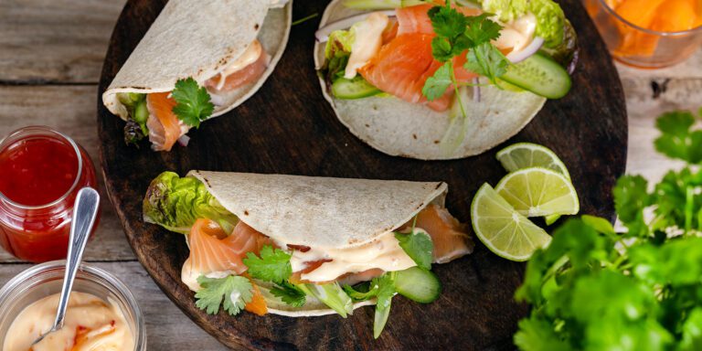 Svinnsmarta laxtacos med picklade morötter