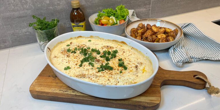 Krämig dijonkyckling med vitlök och örter